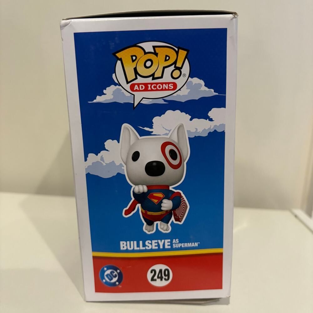 Target Bullseye as Superman Funko Pop 249 - Picture 5 of 7